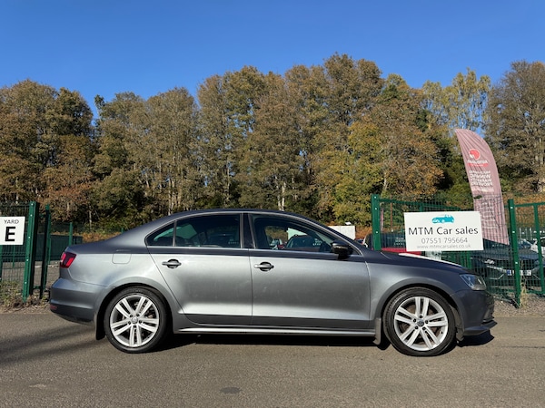 Used Volkswagen Jetta 2017 for sale - 76249946: Photo 4