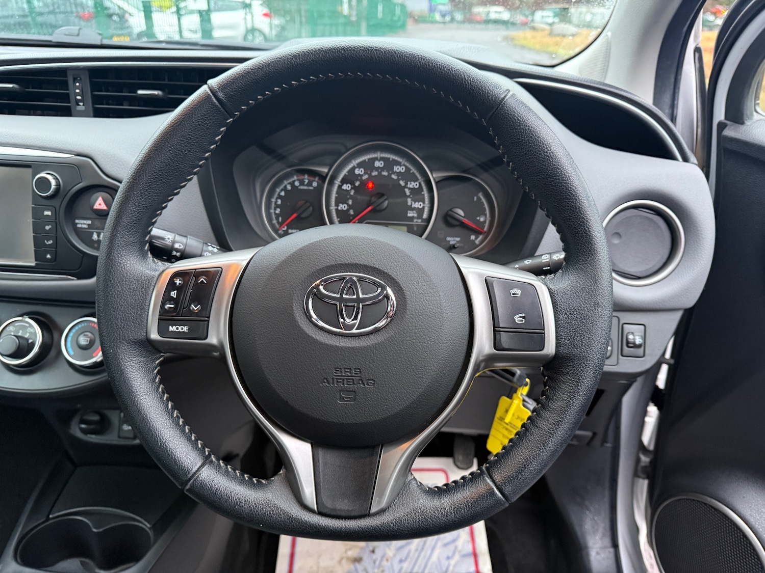 Used Toyota Yaris 2015 for sale - 77420606: Photo 21