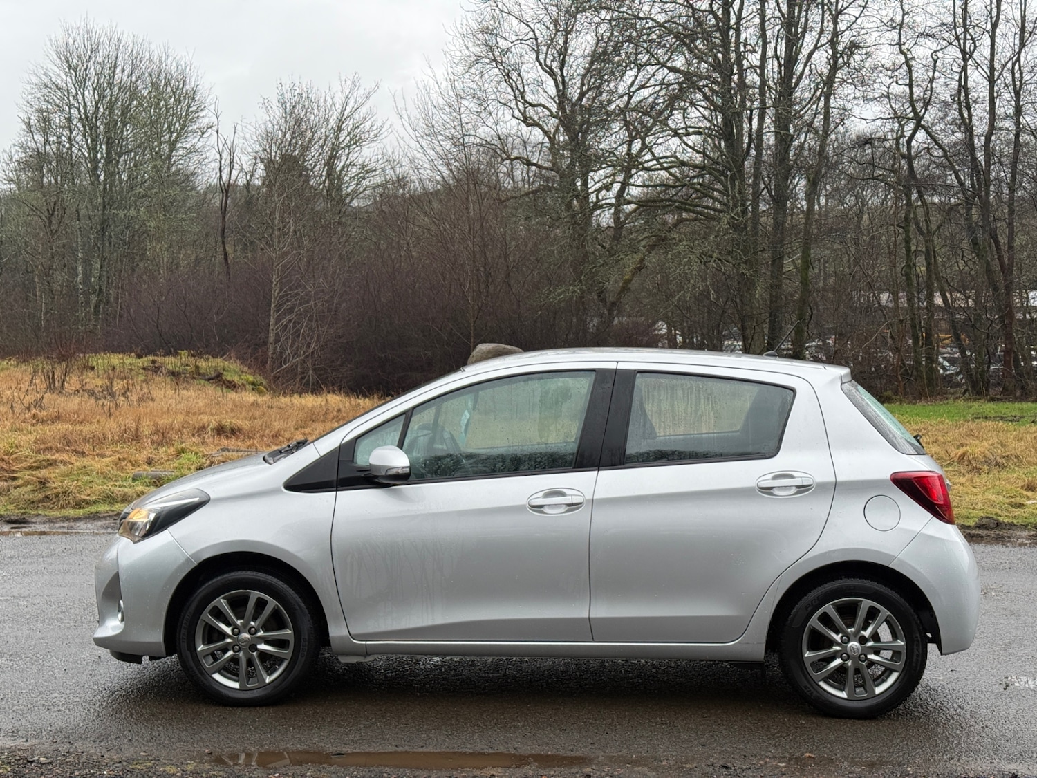 Used Toyota Yaris 2015 for sale - 77420606: Photo 9