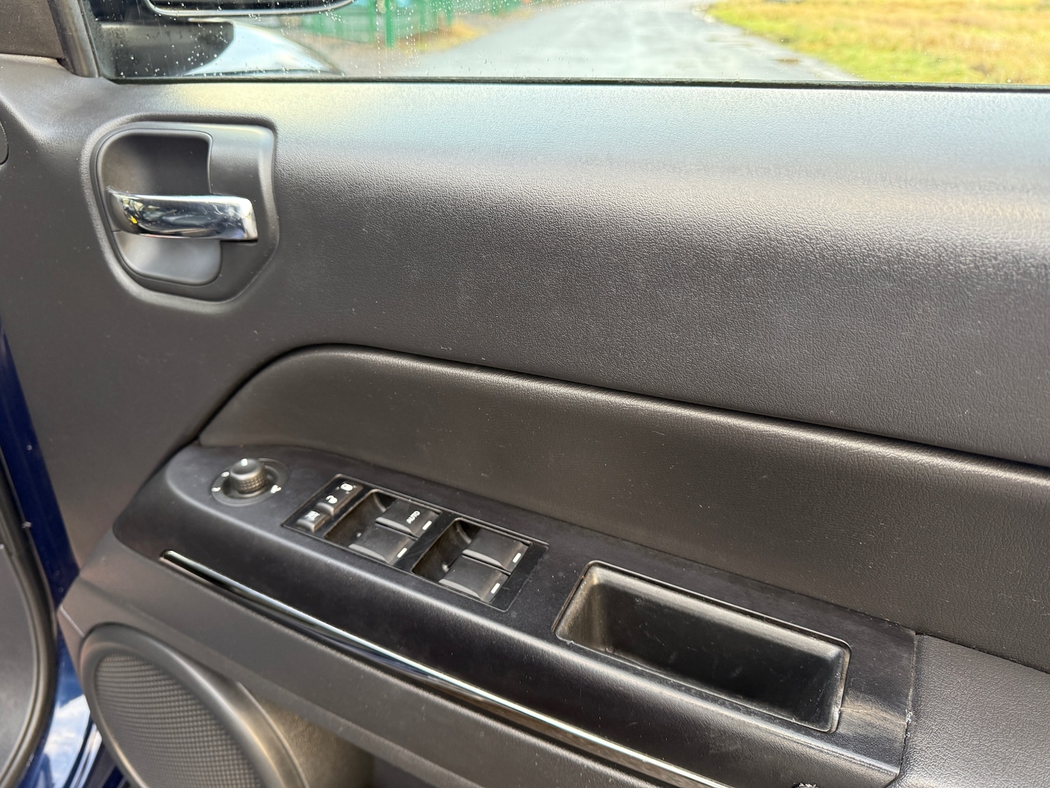 Used Jeep Compass 2012 for sale - 76894519: Photo 19