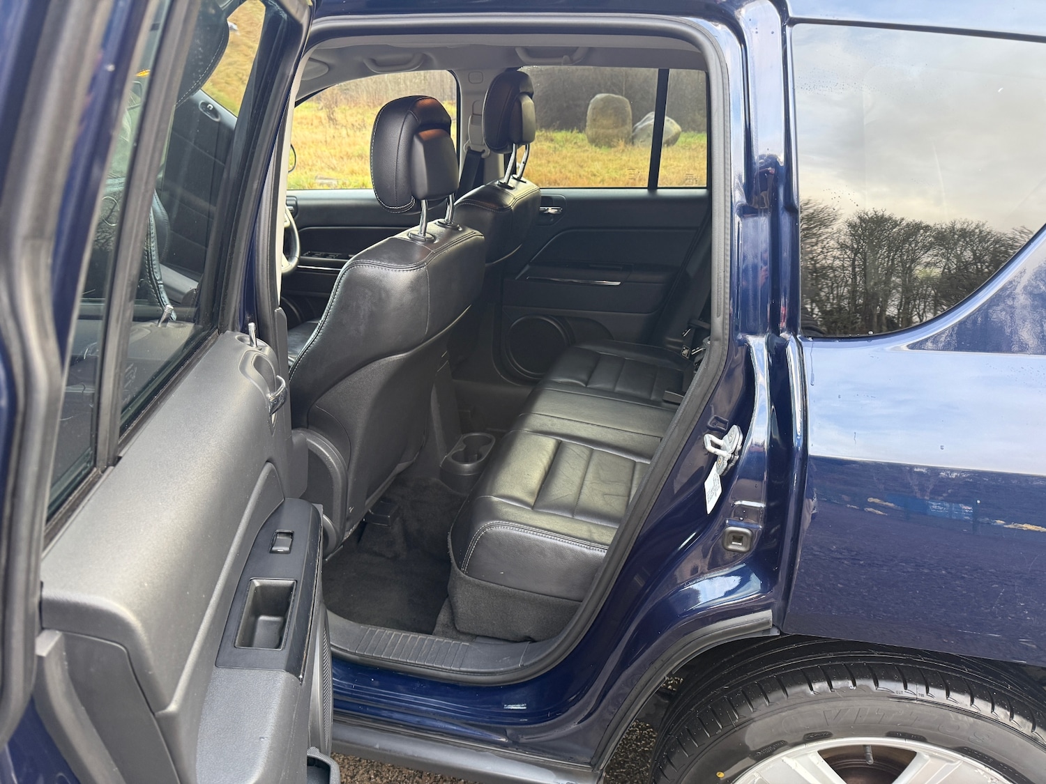 Used Jeep Compass 2012 for sale - 76894519: Photo 30