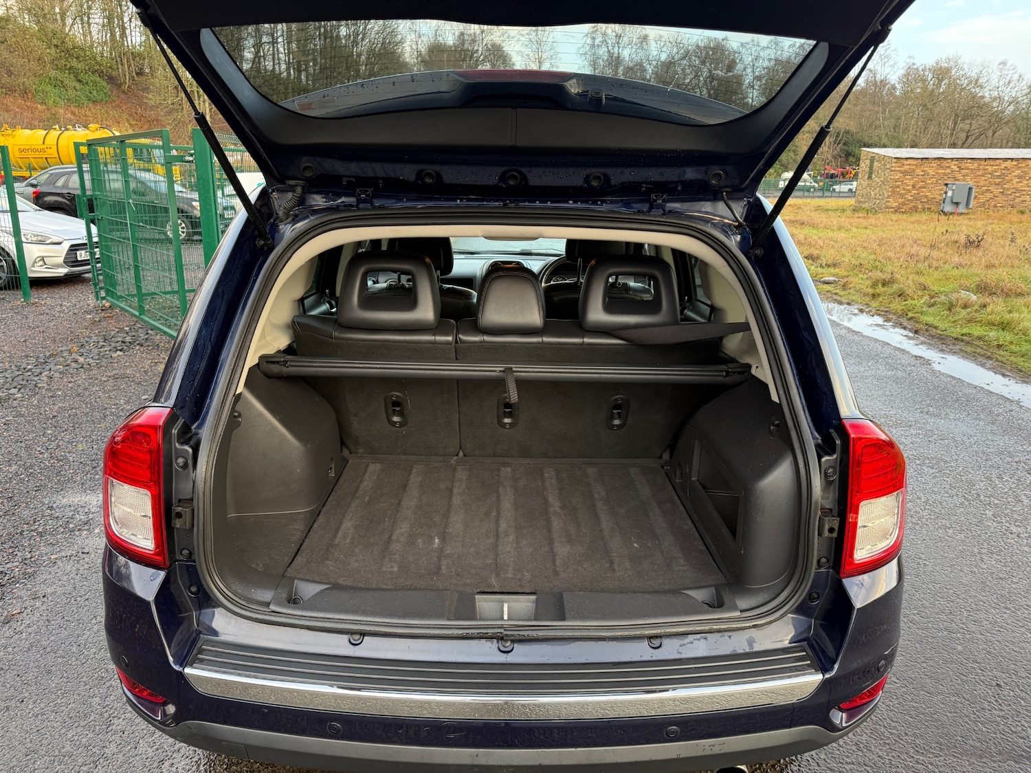 Used Jeep Compass 2012 for sale - 76894519: Photo 36