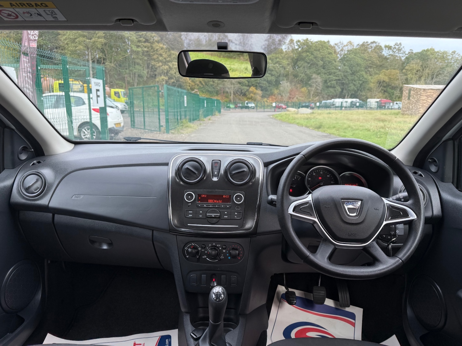 Used Dacia Sandero 2017 for sale - 76174141: Photo 13