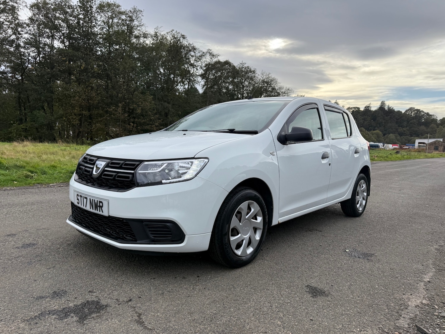 Used Dacia Sandero 2017 for sale - 76174141: Photo 9