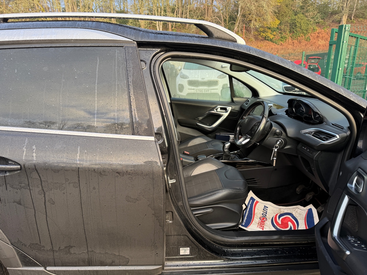 Used Peugeot 2008 2017 for sale - 76850559: Photo 16