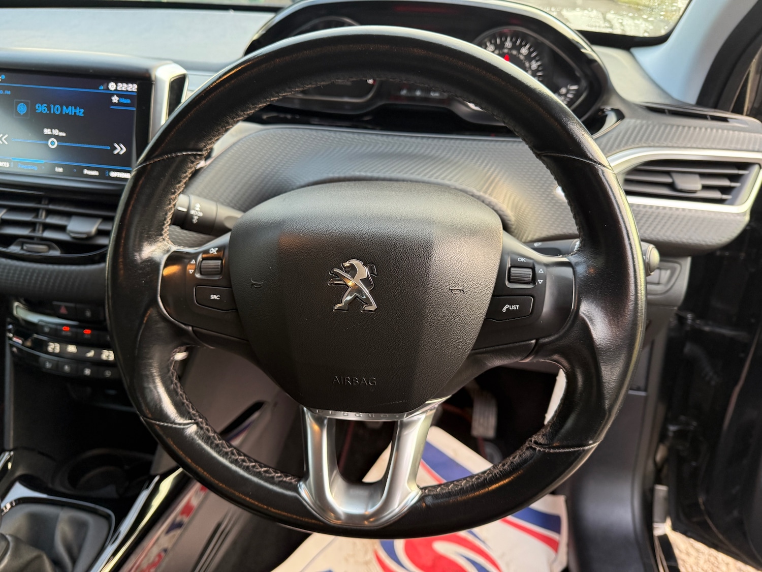 Used Peugeot 2008 2017 for sale - 76850559: Photo 18