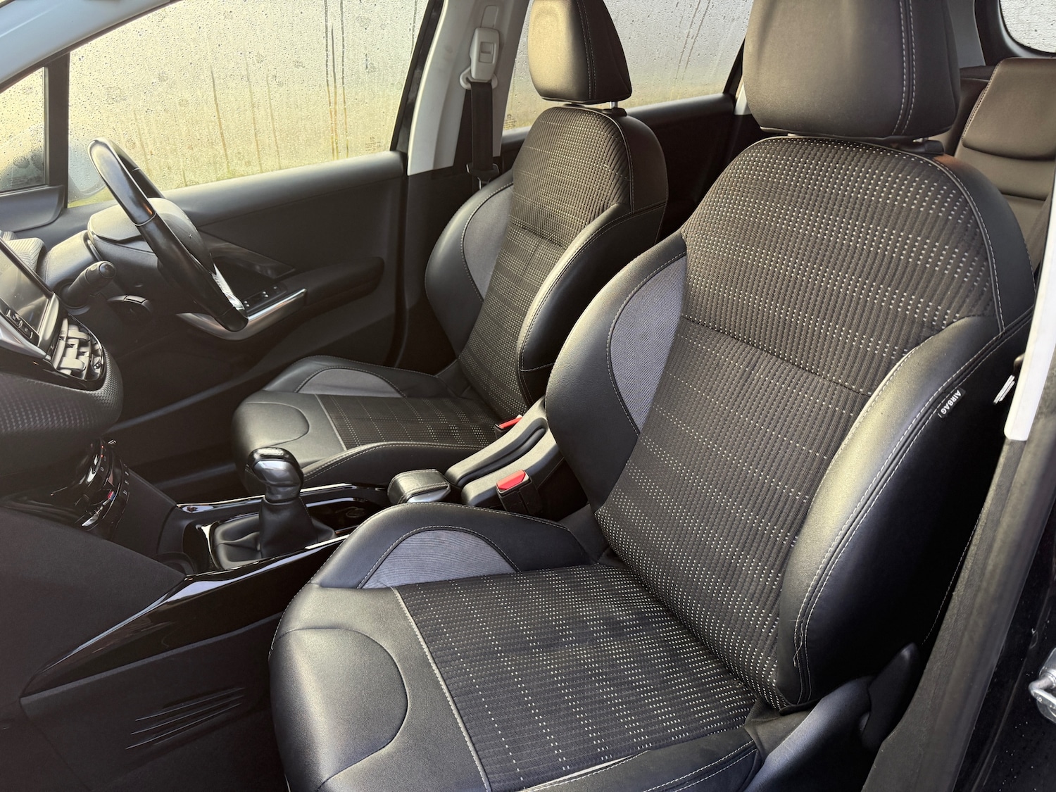 Used Peugeot 2008 2017 for sale - 76850559: Photo 27