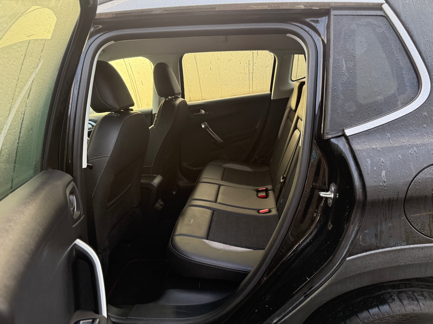 Used Peugeot 2008 2017 for sale - 76850559: Photo 28