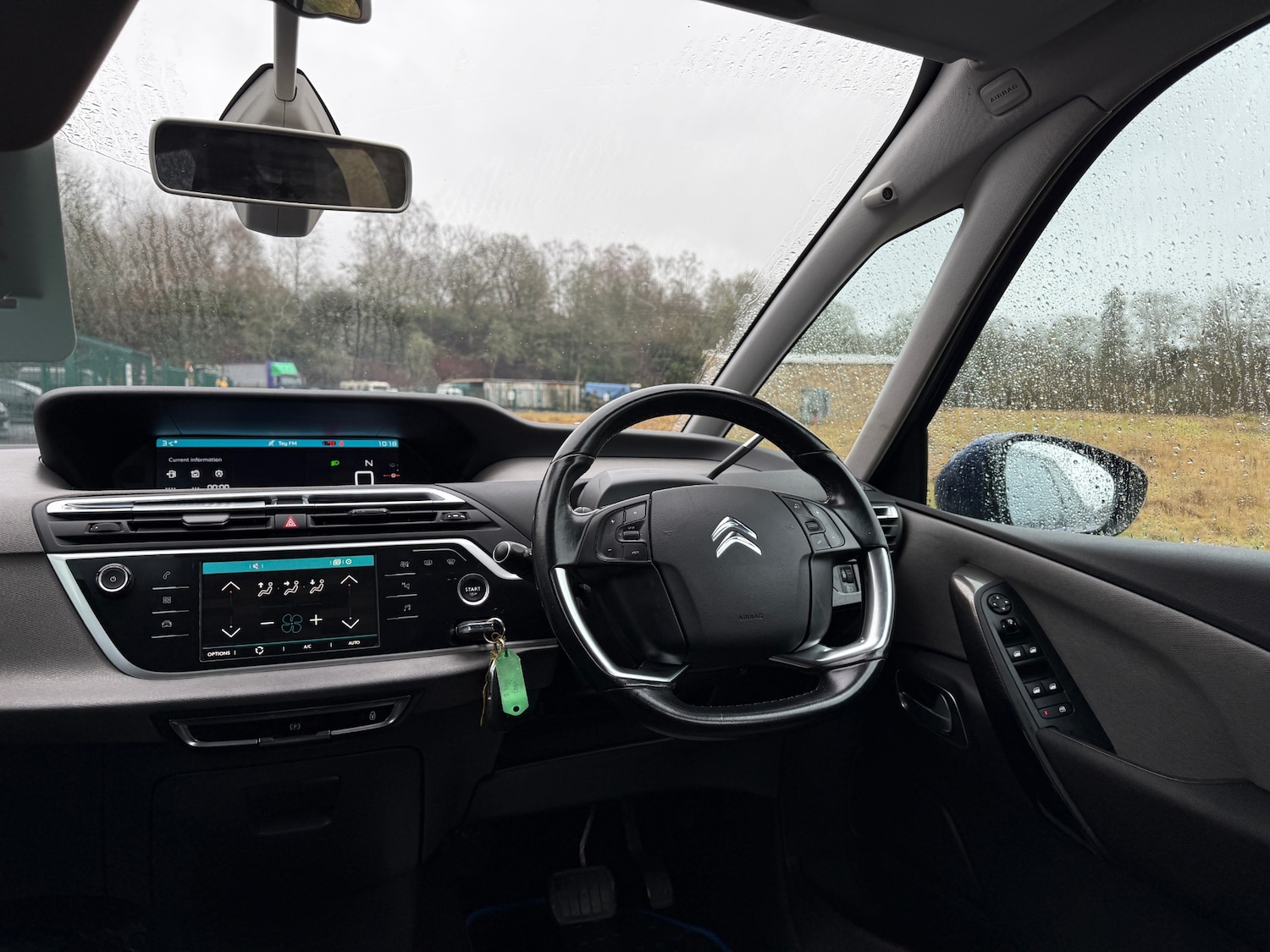 Used Citroen Grand C4 Picasso 2017 for sale - 77616914: Photo 16