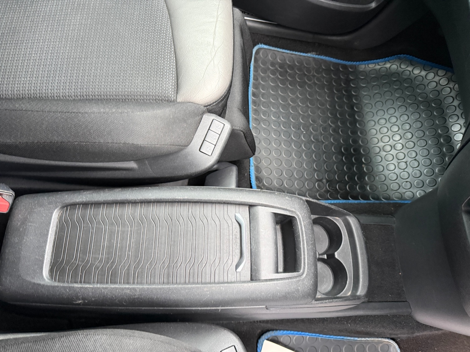 Used Citroen Grand C4 Picasso 2017 for sale - 77616914: Photo 25