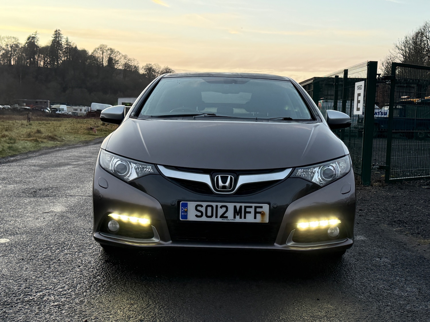 Used Honda Civic 2012 for sale - 76951325: Photo 2