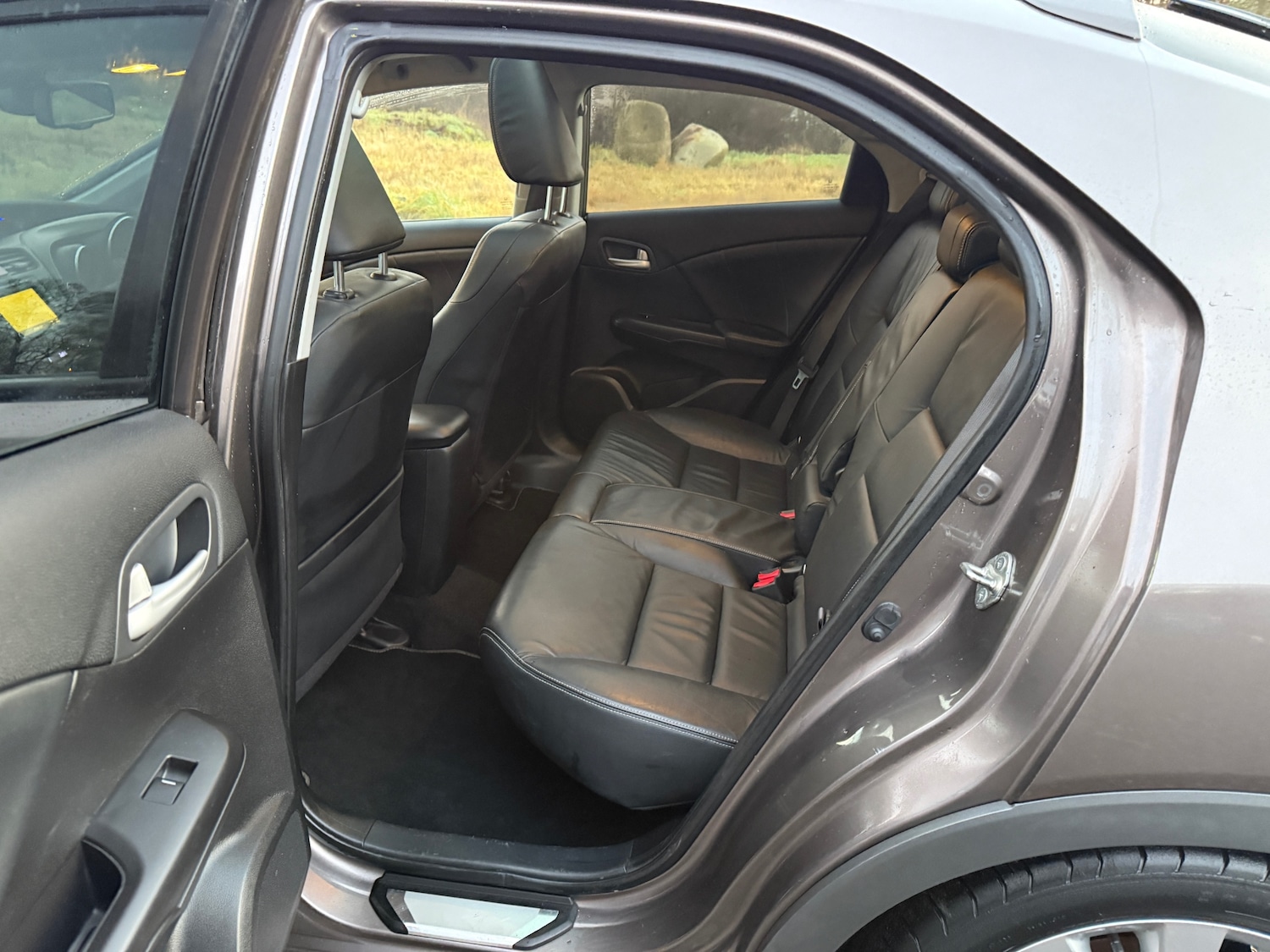 Used Honda Civic 2012 for sale - 76951325: Photo 30