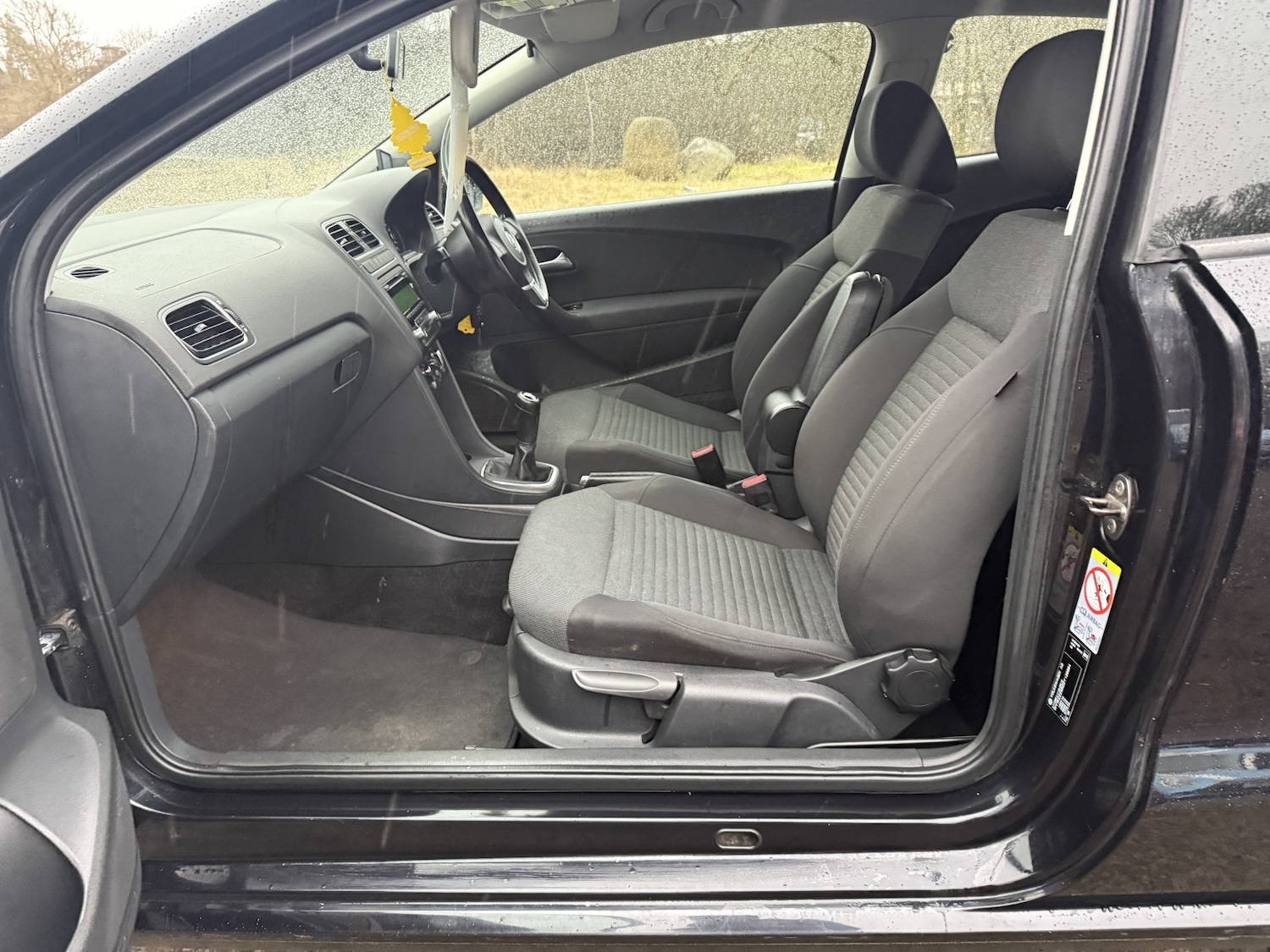 Used Volkswagen Polo 2012 for sale - 77801783: Photo 28