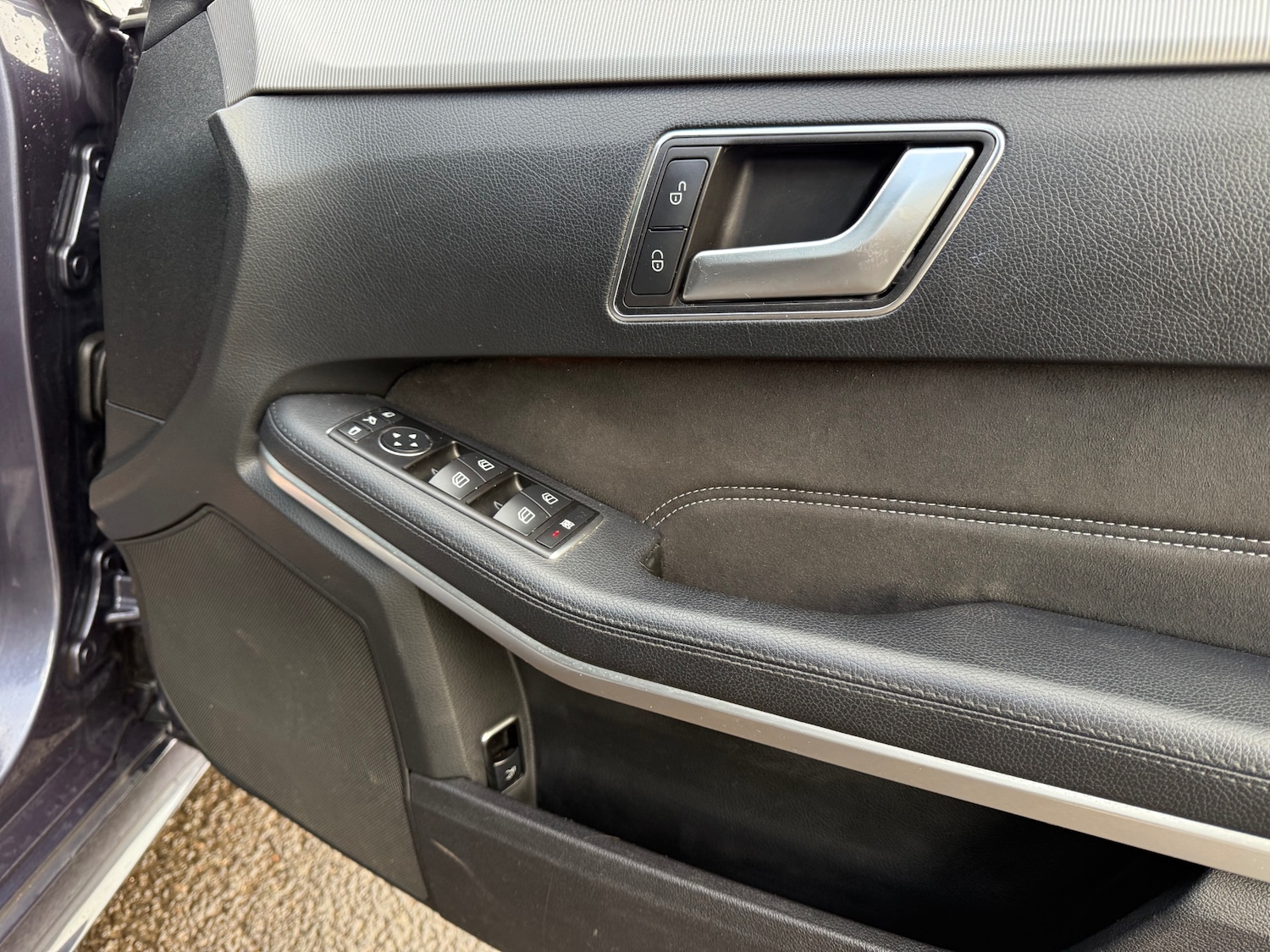 Used Mercedes-Benz E Class 2014 for sale - 76853410: Photo 16