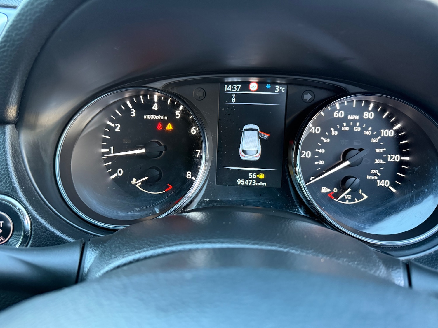 Used Nissan Qashqai 2014 for sale - 76594937: Photo 17