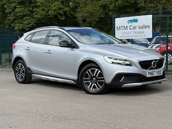 Used Volvo V40 Cross Country 2017 for sale - 78736627: Photo