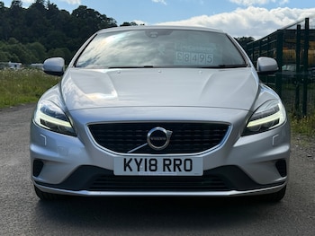Used Volvo V40 2018 for sale - 79069405: Photo