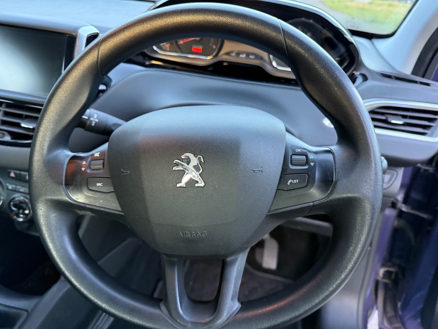 Used Peugeot 208 2014 for sale - 75986841: Photo 13