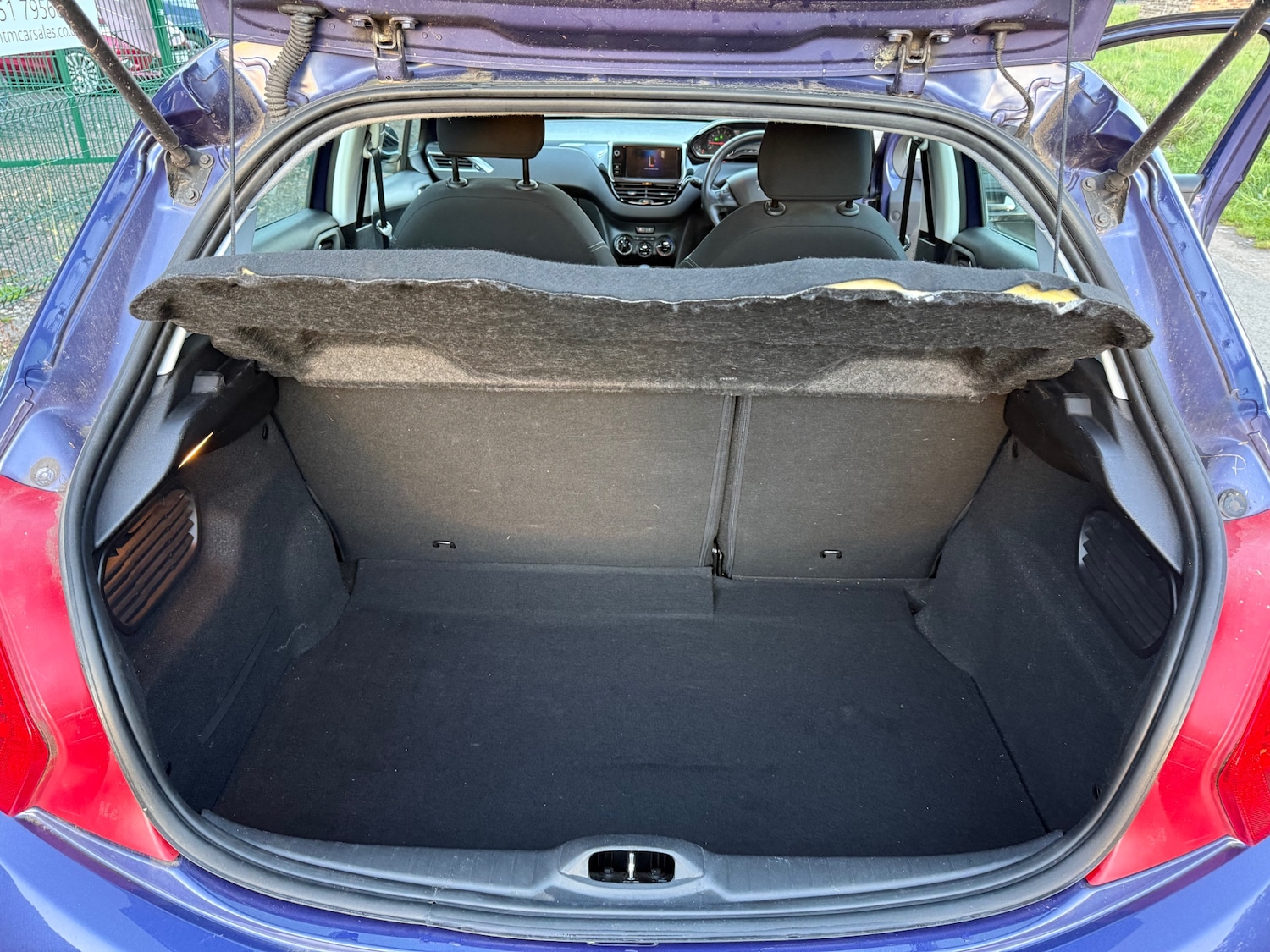 Used Peugeot 208 2014 for sale - 75986841: Photo 18