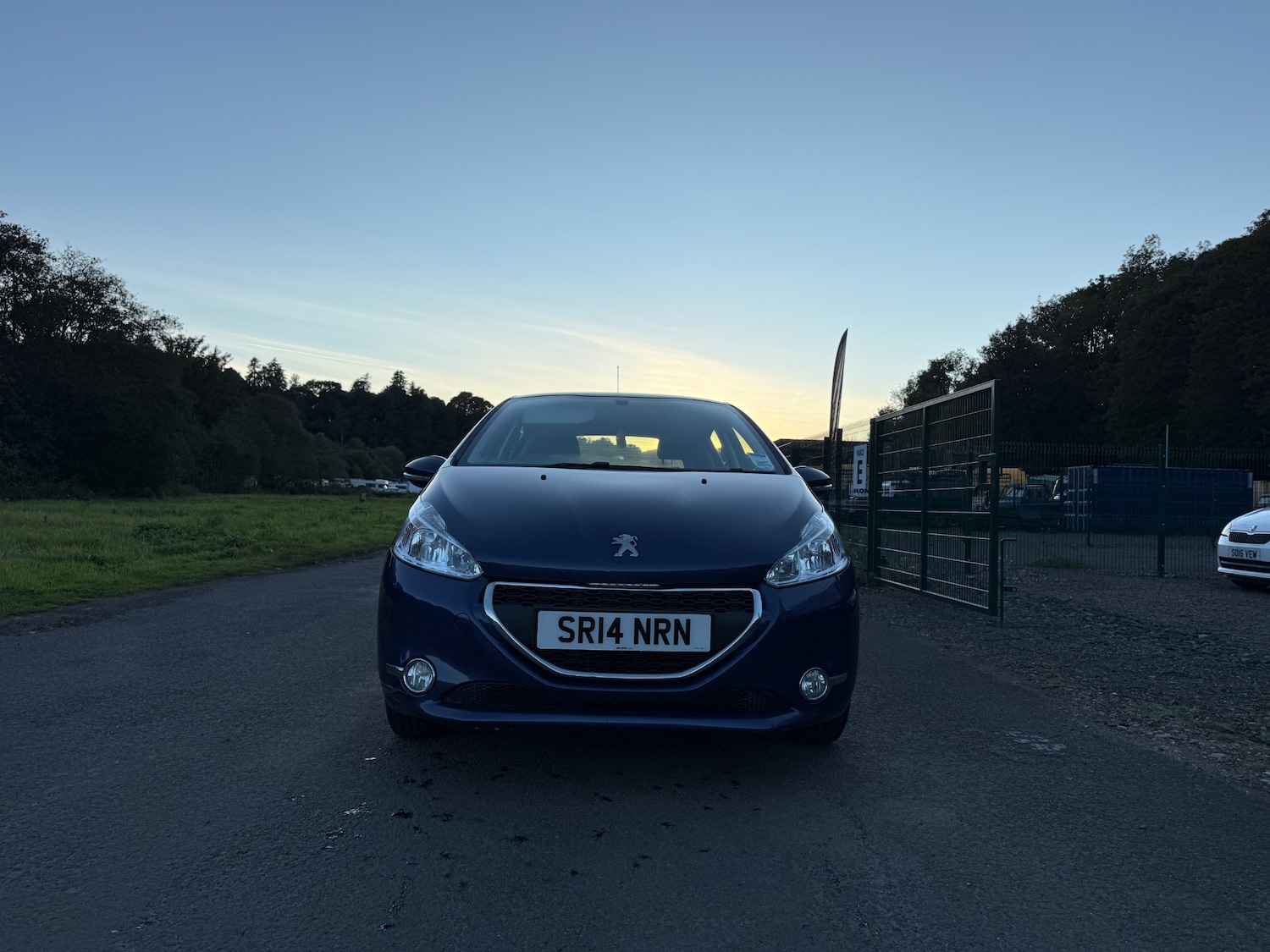 Used Peugeot 208 2014 for sale - 75986841: Photo 2