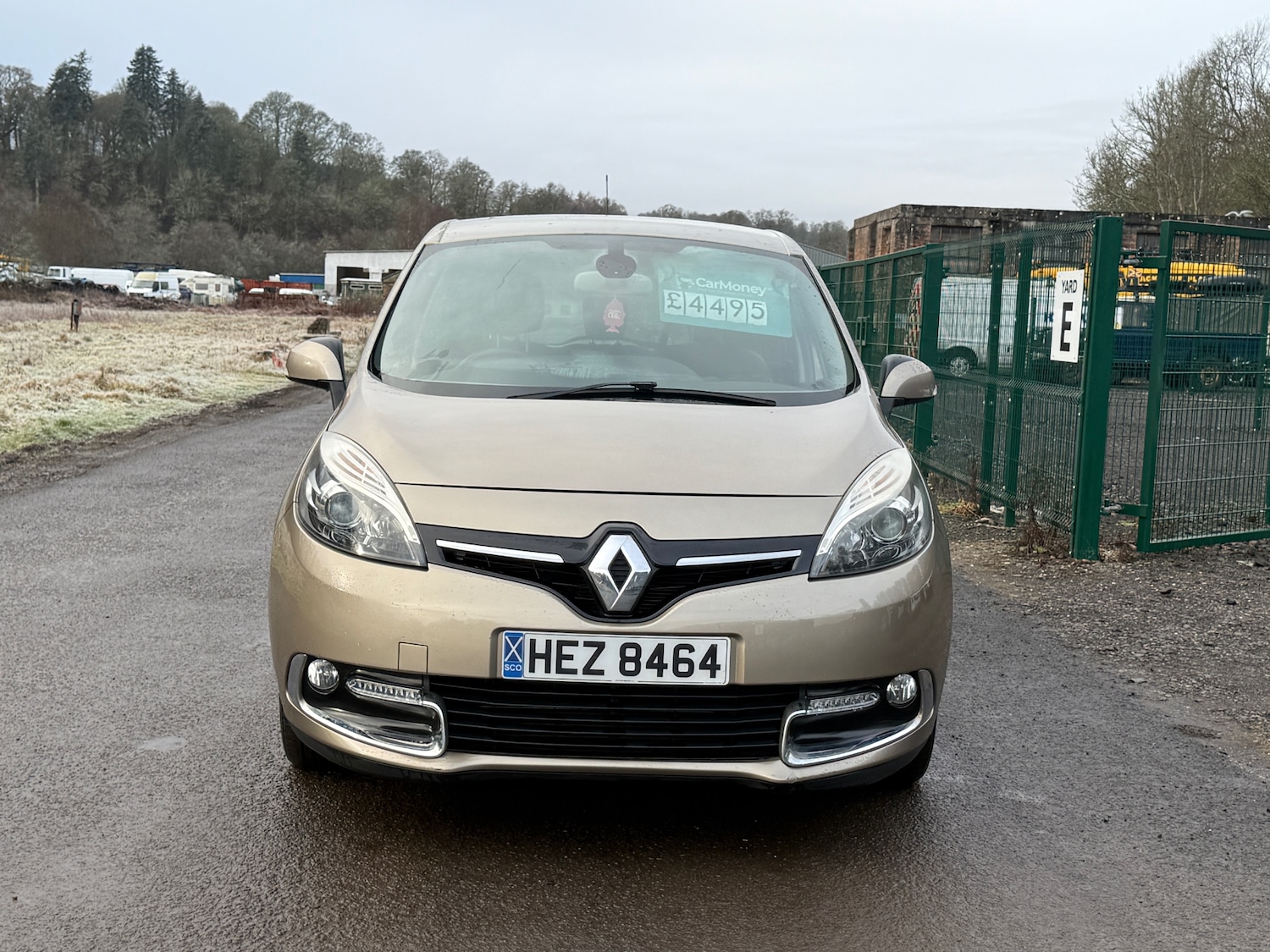 Used Renault Scenic 2015 for sale - 77222915: Photo 2