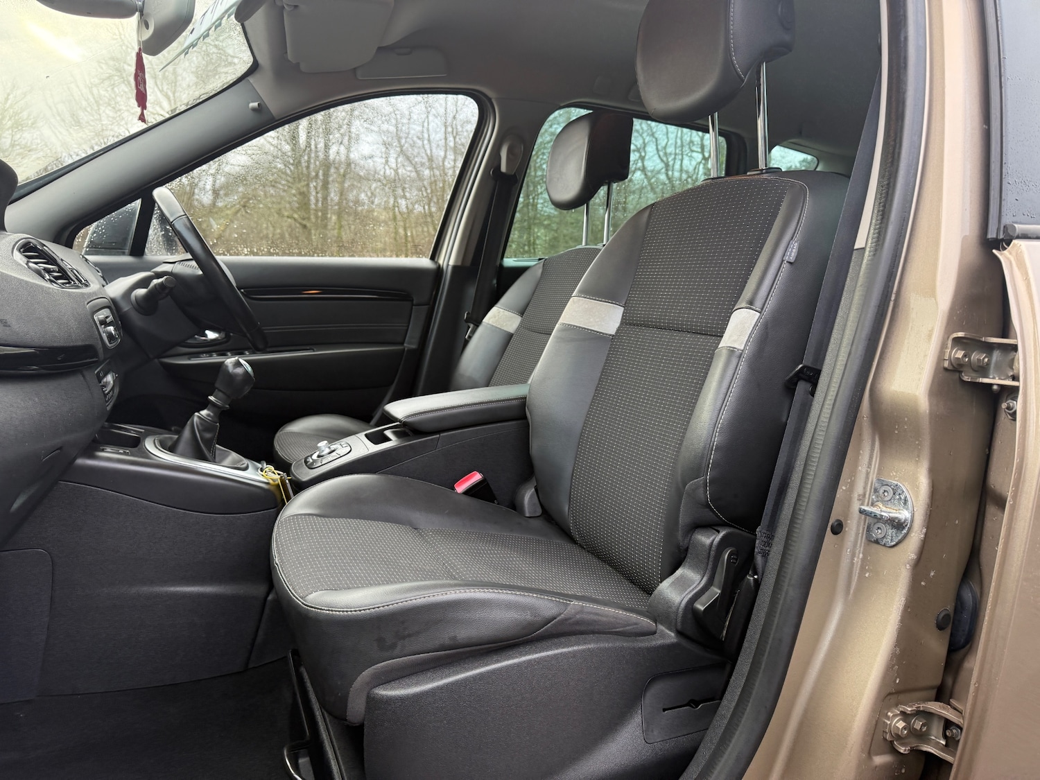 Used Renault Scenic 2015 for sale - 77222915: Photo 29