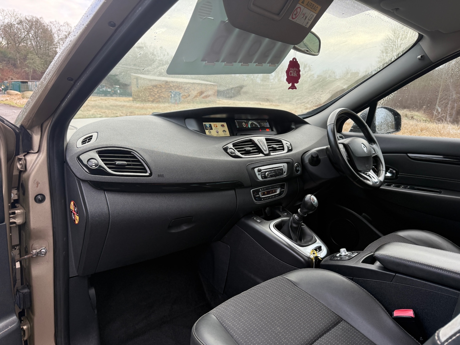 Used Renault Scenic 2015 for sale - 77222915: Photo 30