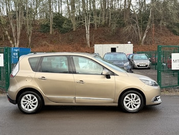 Used Renault Scenic 2015 for sale - 77222915: Photo