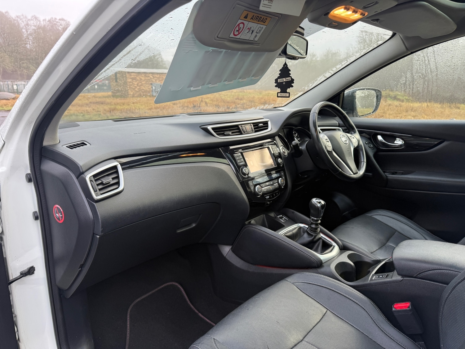 Used Nissan Qashqai 2015 for sale - 77235941: Photo 31