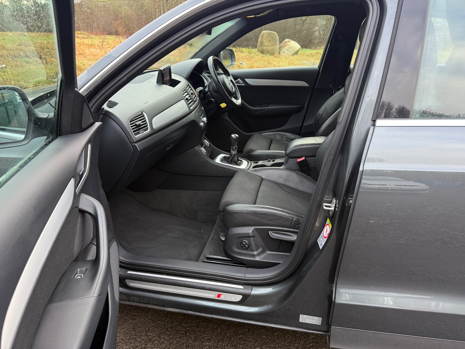 Used Audi Q3 2012 for sale - 76946855: Photo 27