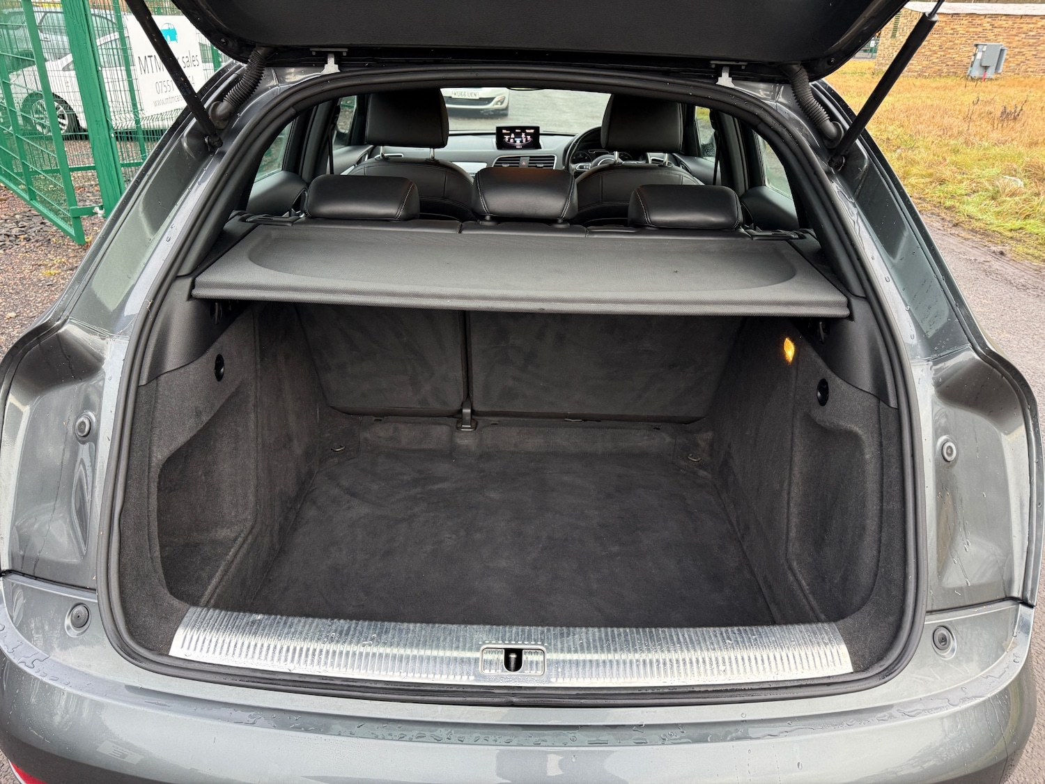 Used Audi Q3 2012 for sale - 76946855: Photo 37