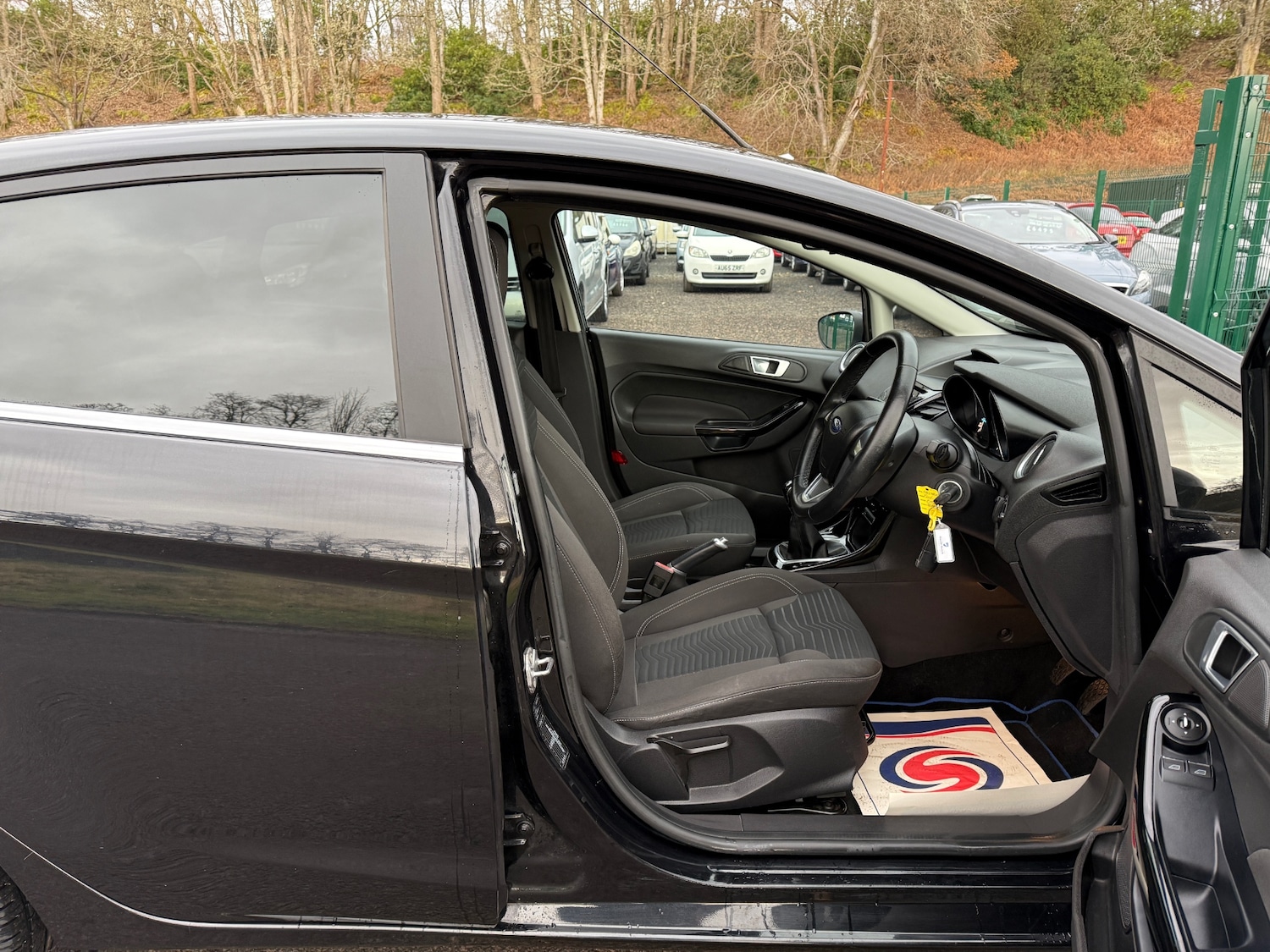 Used Ford Fiesta 2014 for sale - 76908161: Photo 16