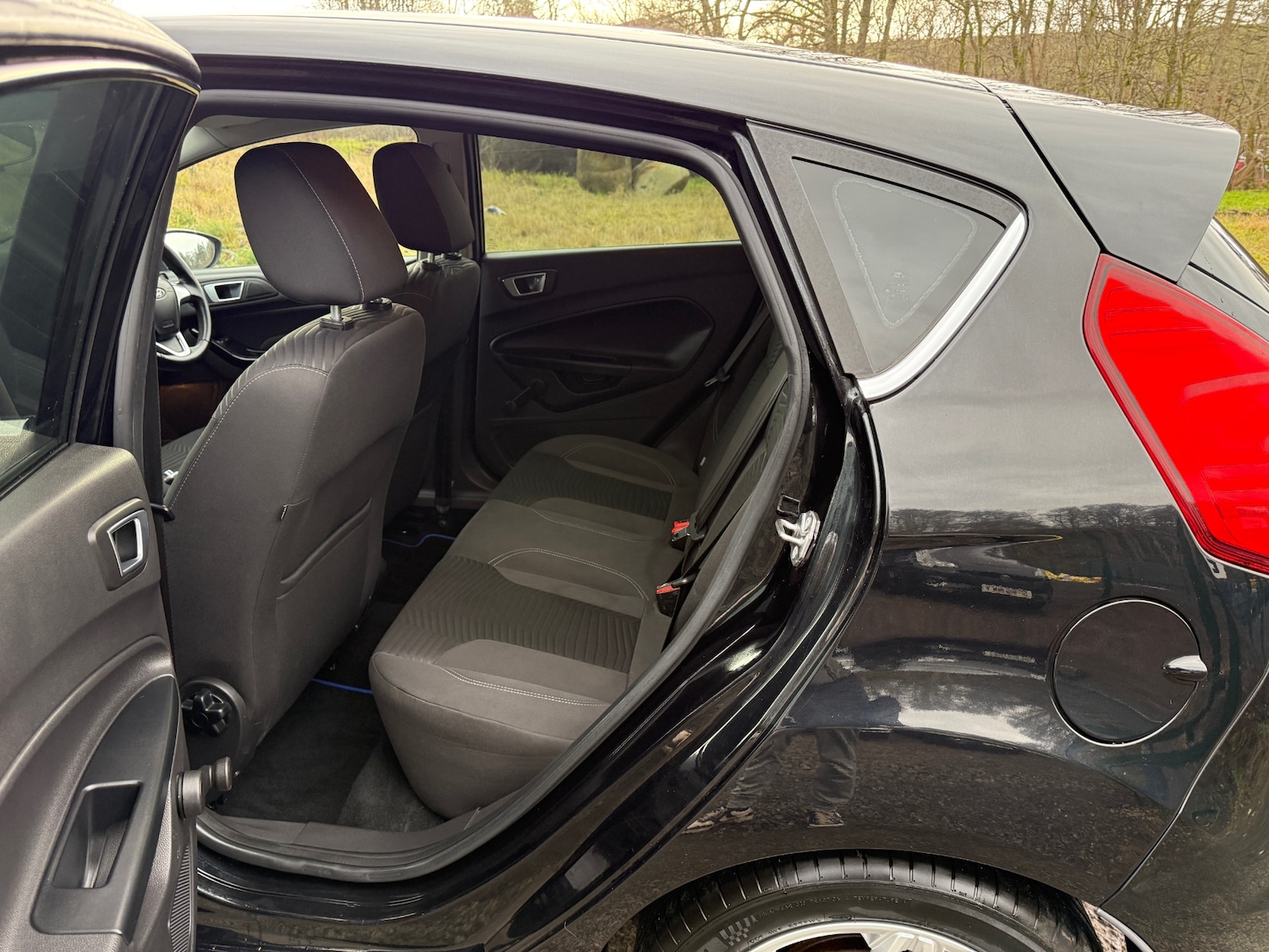 Used Ford Fiesta 2014 for sale - 76908161: Photo 28