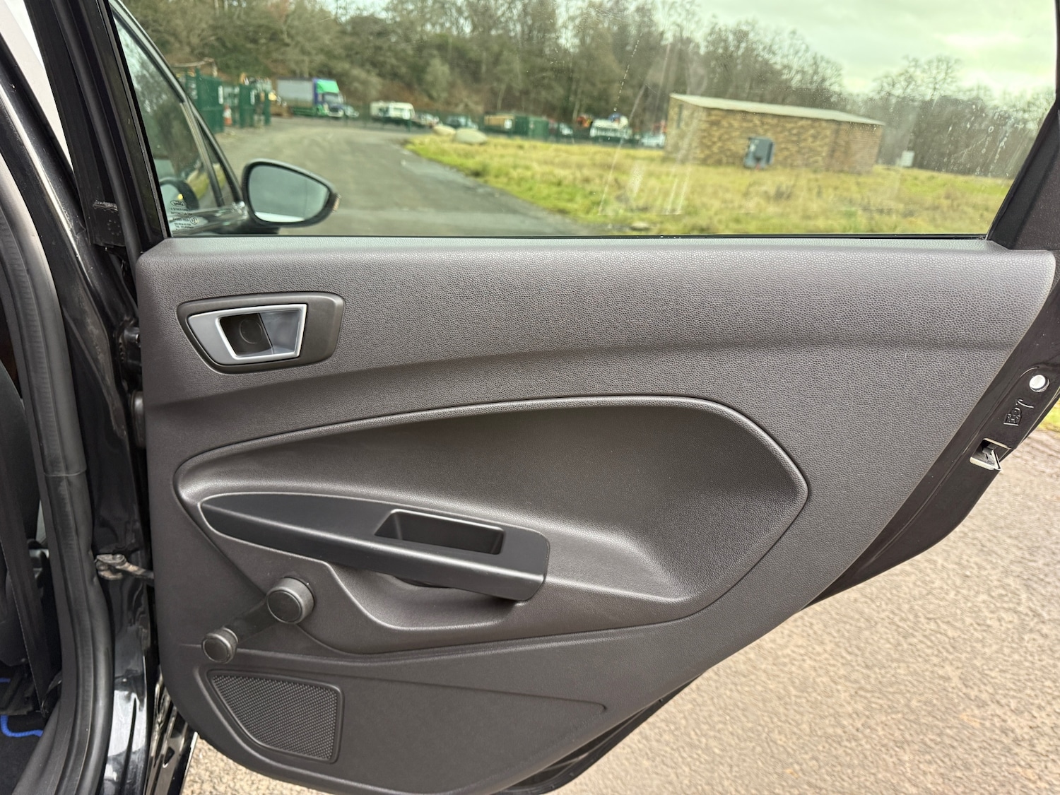 Used Ford Fiesta 2014 for sale - 76908161: Photo 34