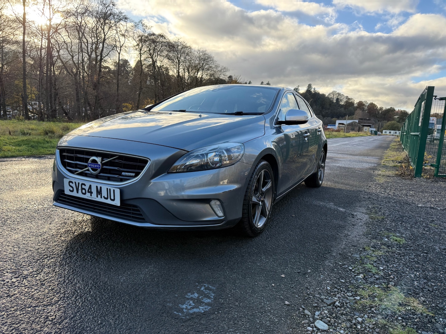 Used Volvo V40 2014 for sale - 76851799: Photo 10
