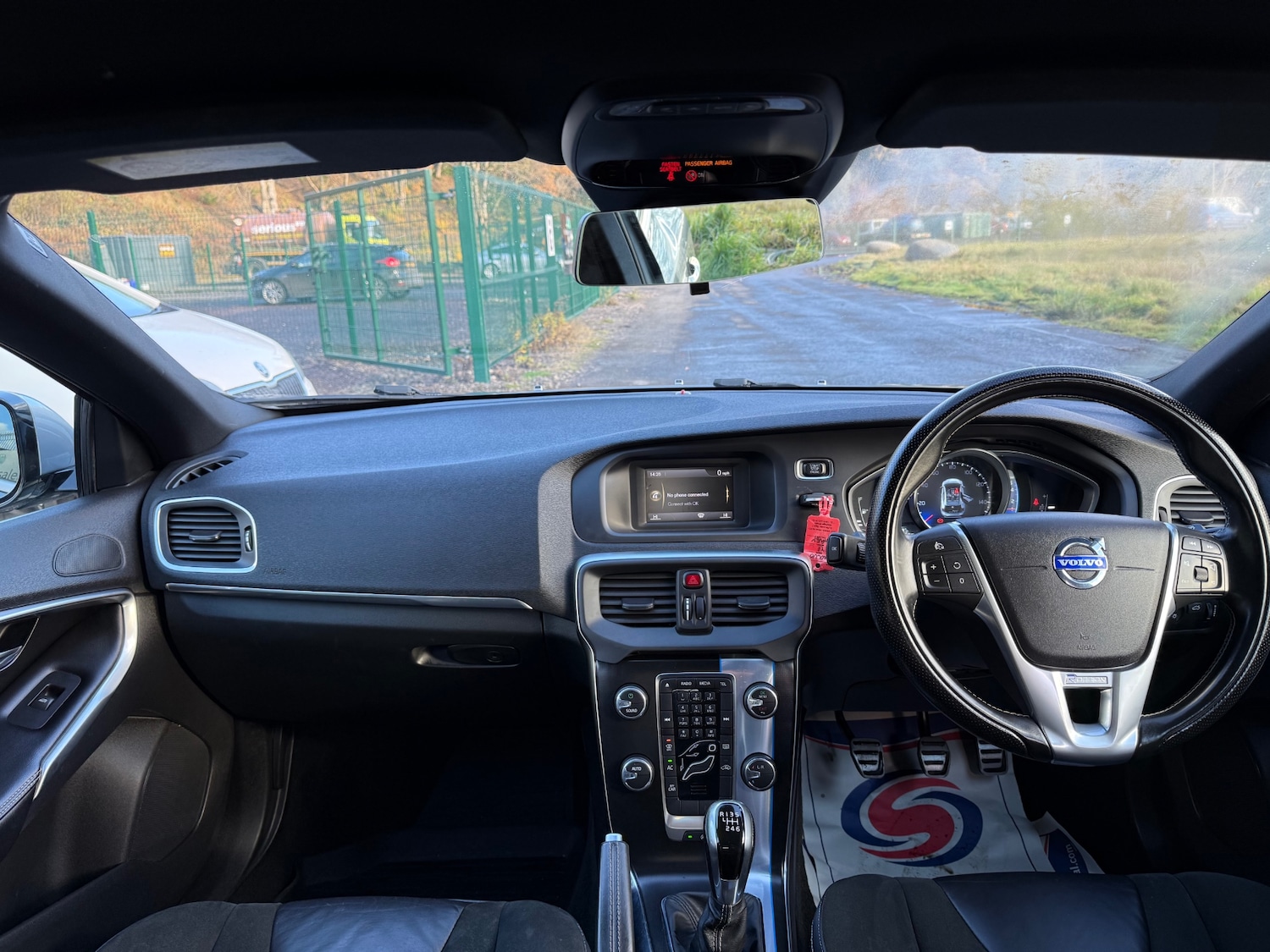 Used Volvo V40 2014 for sale - 76851799: Photo 14