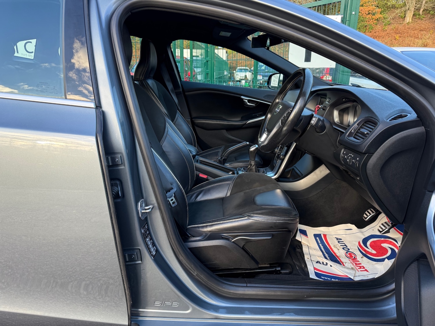 Used Volvo V40 2014 for sale - 76851799: Photo 15