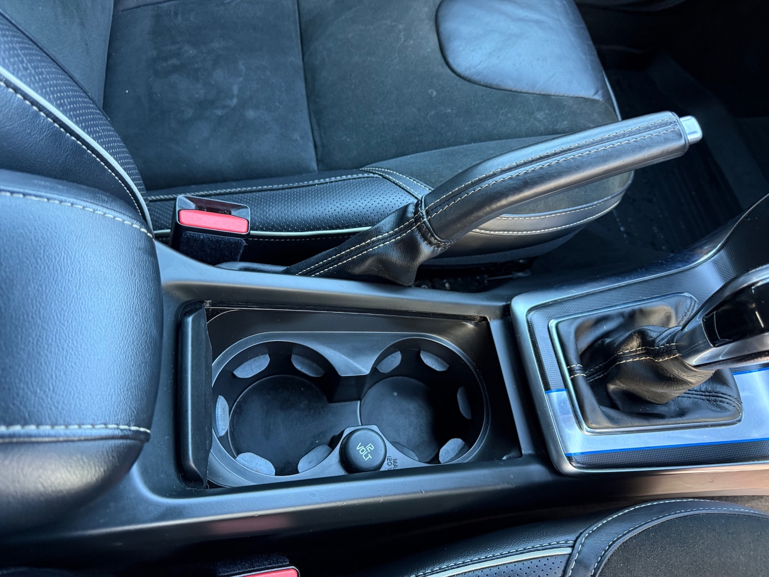 Used Volvo V40 2014 for sale - 76851799: Photo 22