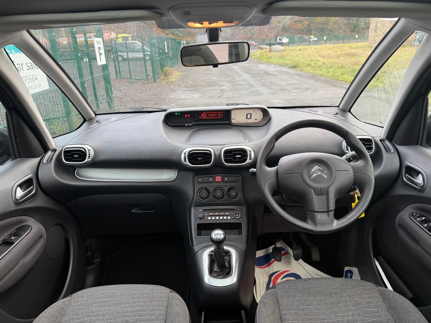 Used Citroen C3 Picasso 2014 for sale - 76555346: Photo 12