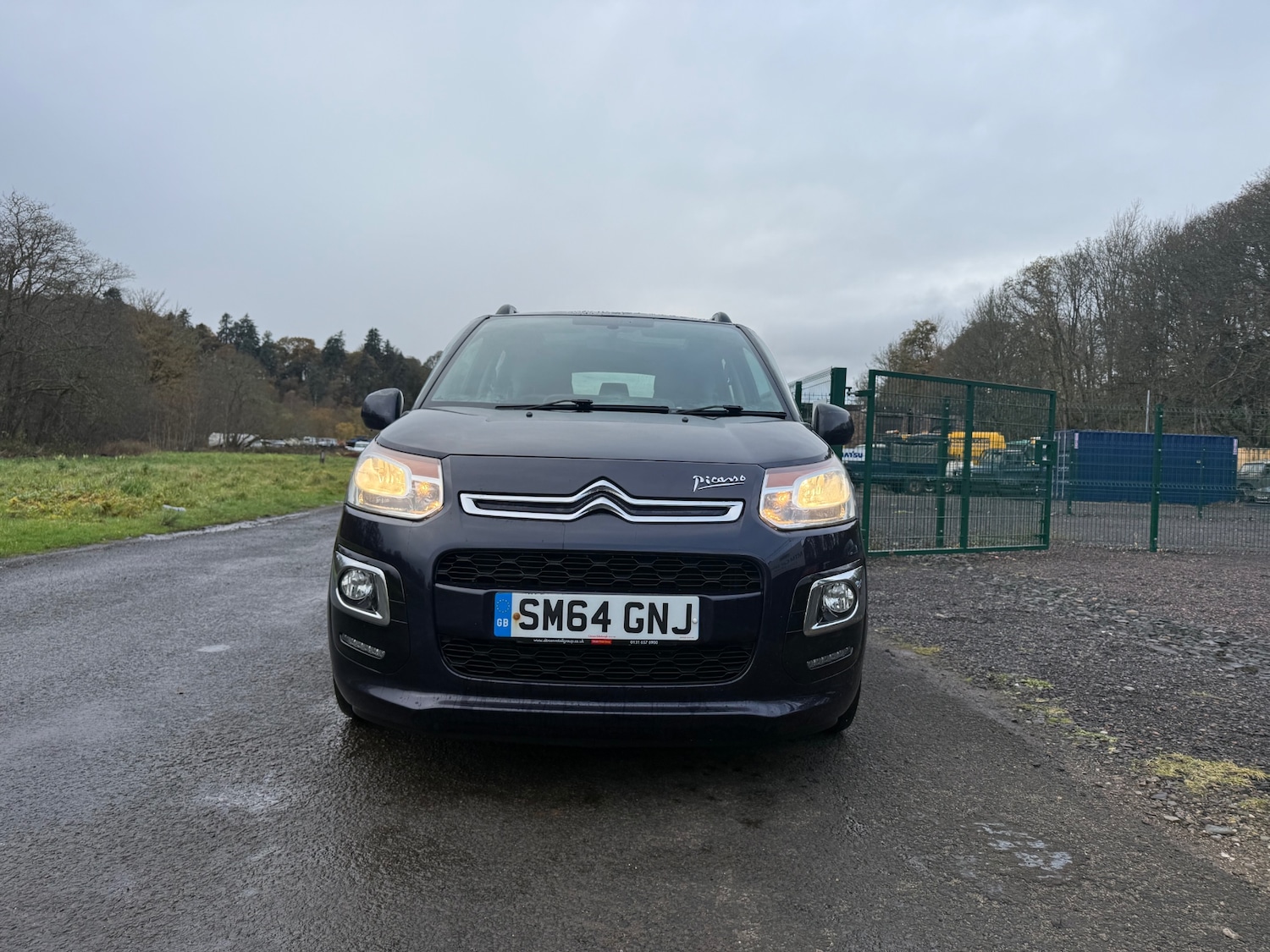 Used Citroen C3 Picasso 2014 for sale - 76555346: Photo 2