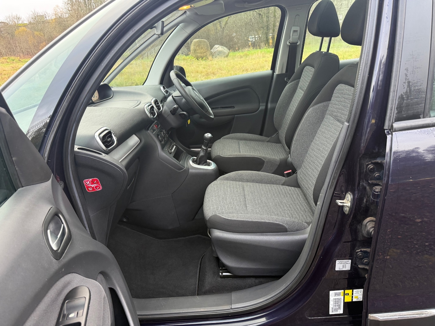 Used Citroen C3 Picasso 2014 for sale - 76555346: Photo 24