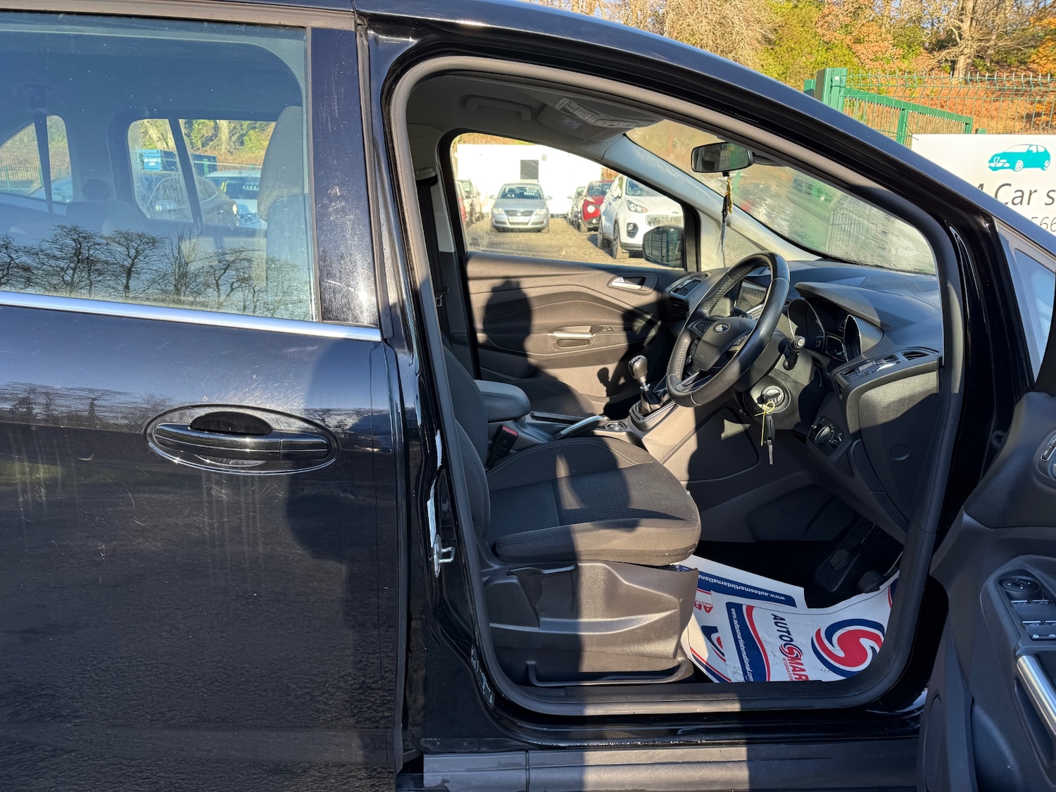 Used Ford Grand C-Max 2018 for sale - 76853389: Photo 14