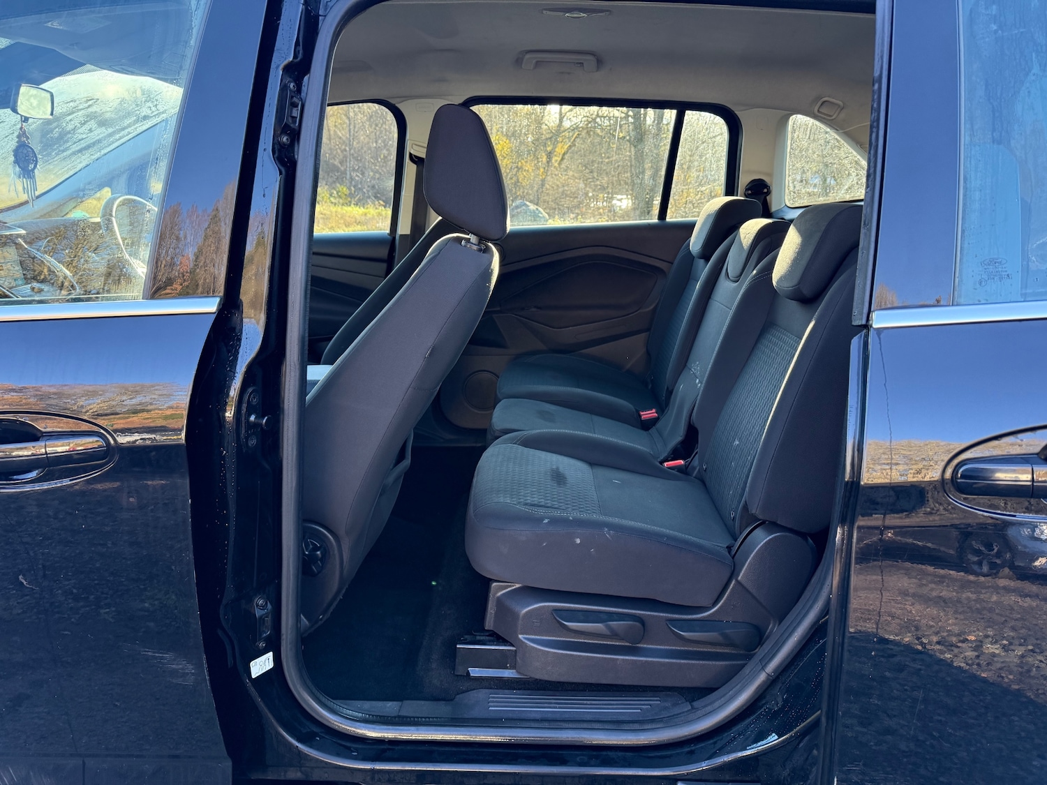 Used Ford Grand C-Max 2018 for sale - 76853389: Photo 28