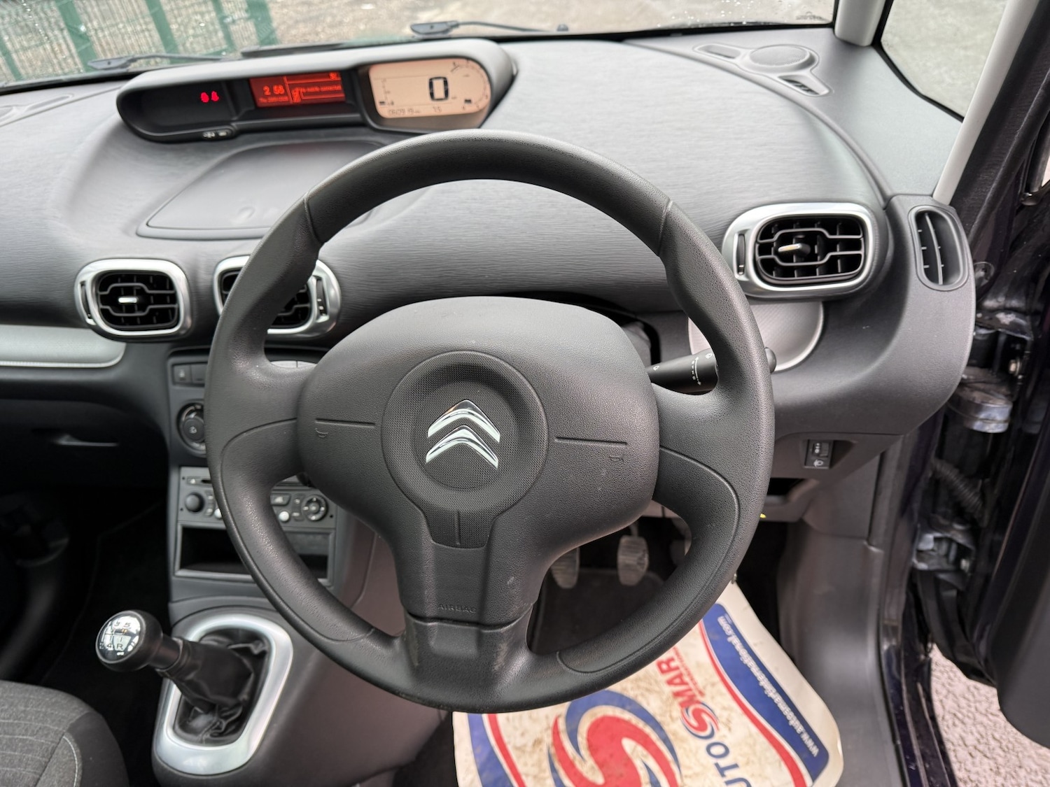 Used Citroen C3 Picasso 2014 for sale - 77801784: Photo 20