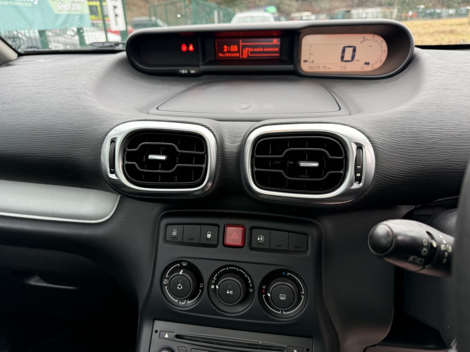 Used Citroen C3 Picasso 2014 for sale - 77801784: Photo 22