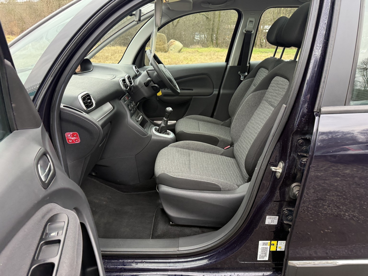 Used Citroen C3 Picasso 2014 for sale - 77801784: Photo 25