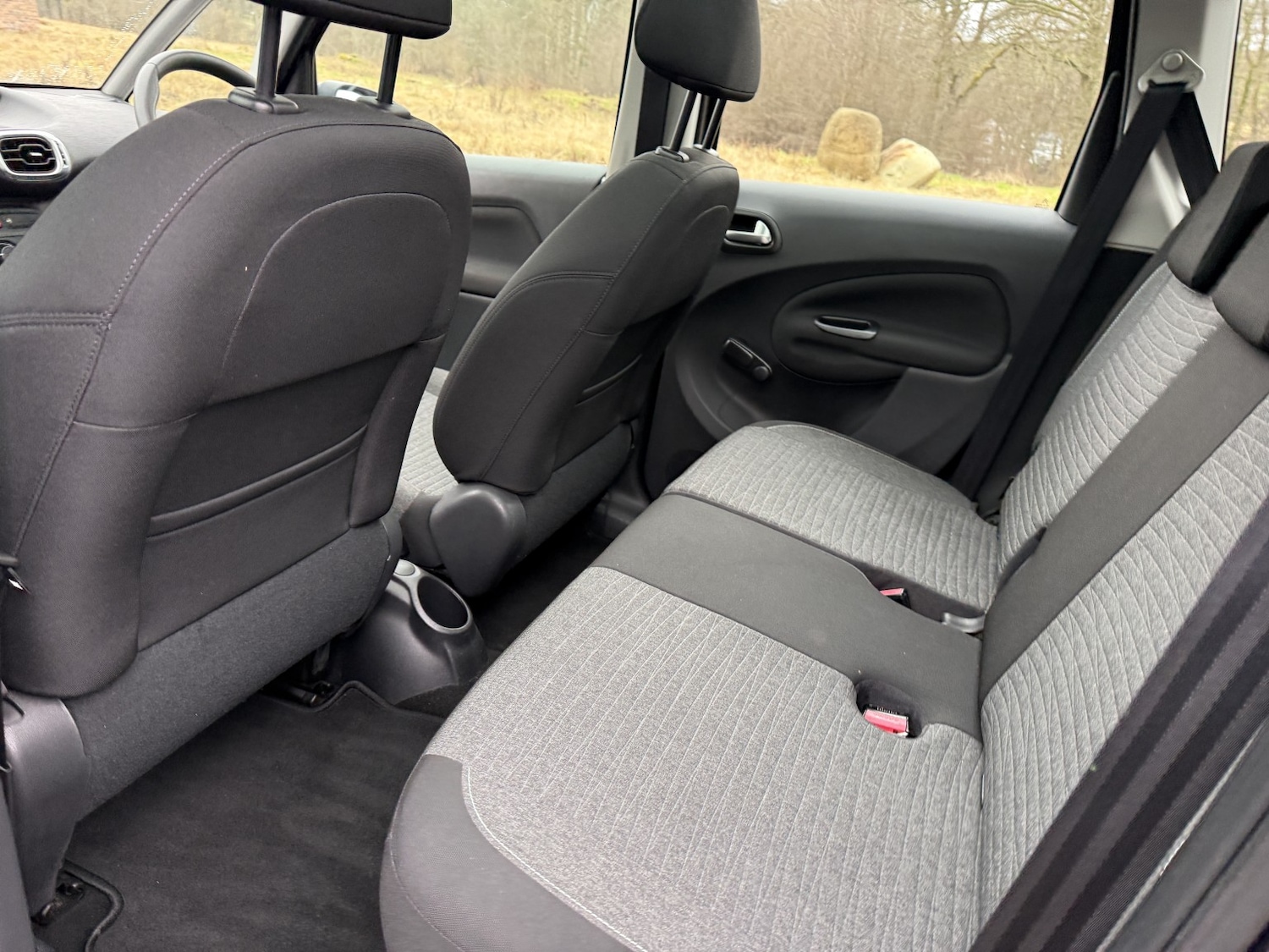 Used Citroen C3 Picasso 2014 for sale - 77801784: Photo 30