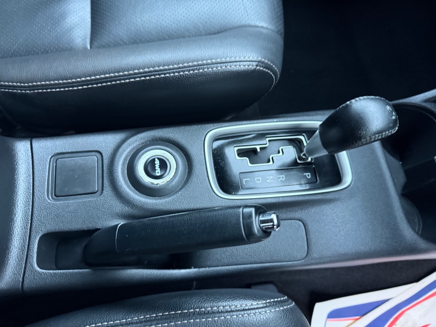 Used Mitsubishi Outlander 2015 for sale - 76851856: Photo 21