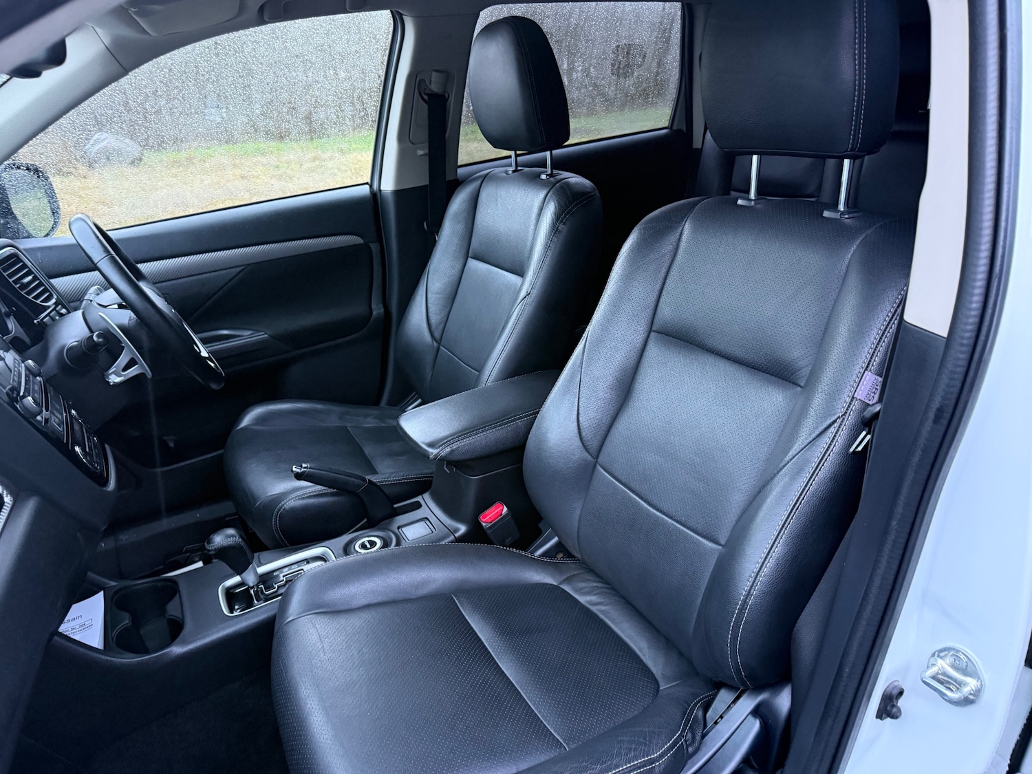 Used Mitsubishi Outlander 2015 for sale - 76851856: Photo 25