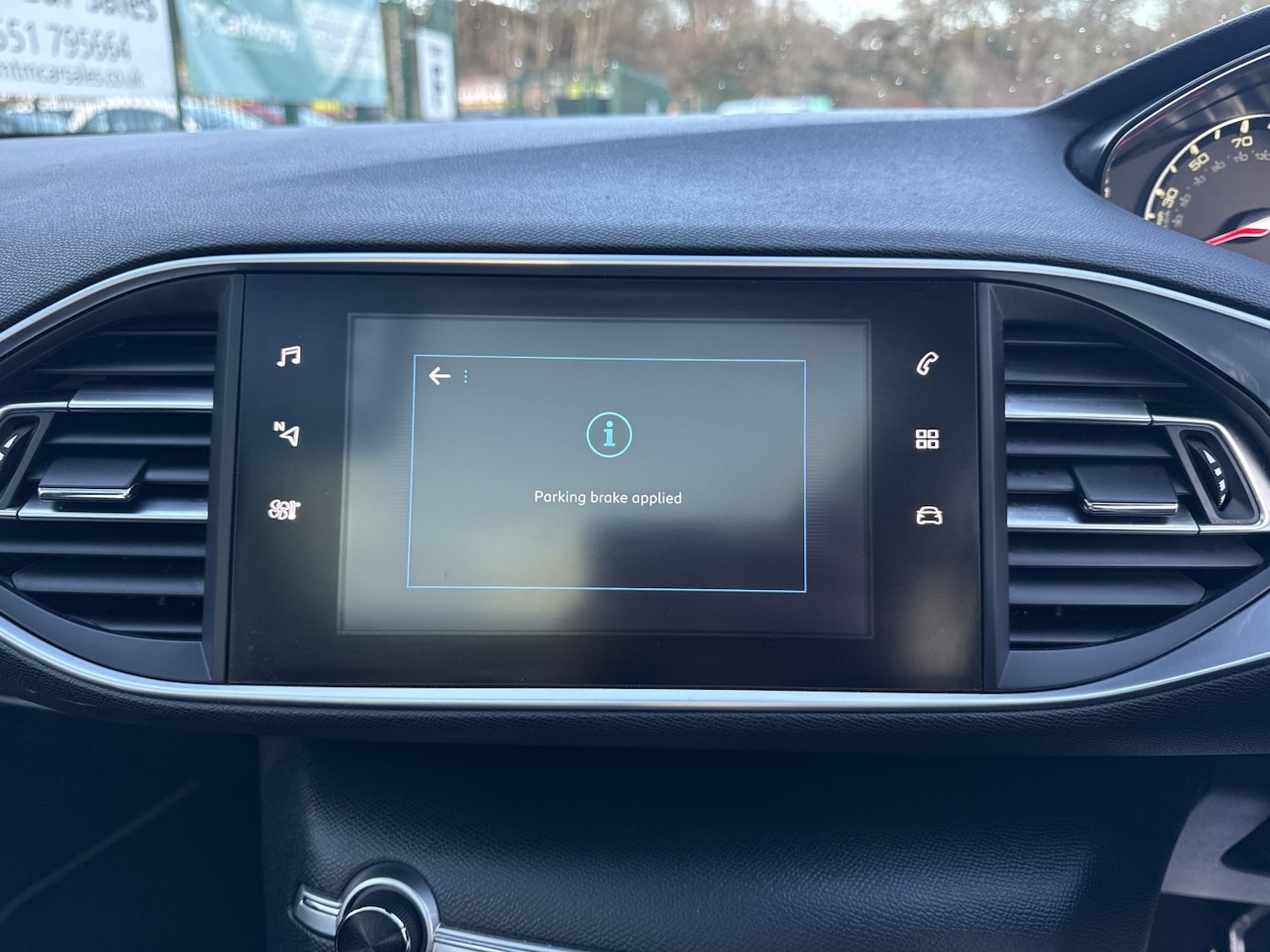 Used Peugeot 308 2018 for sale - 77901295: Photo 24